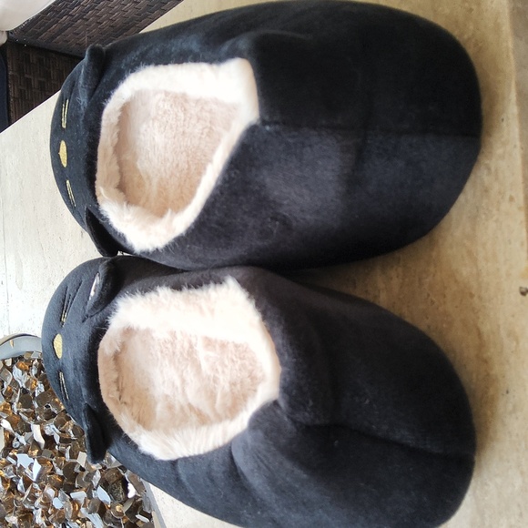 Gara Tia Black Cat Slippers with Ears and Whiskers Size 40/41 Or 9/10 - Picture 3 of 9